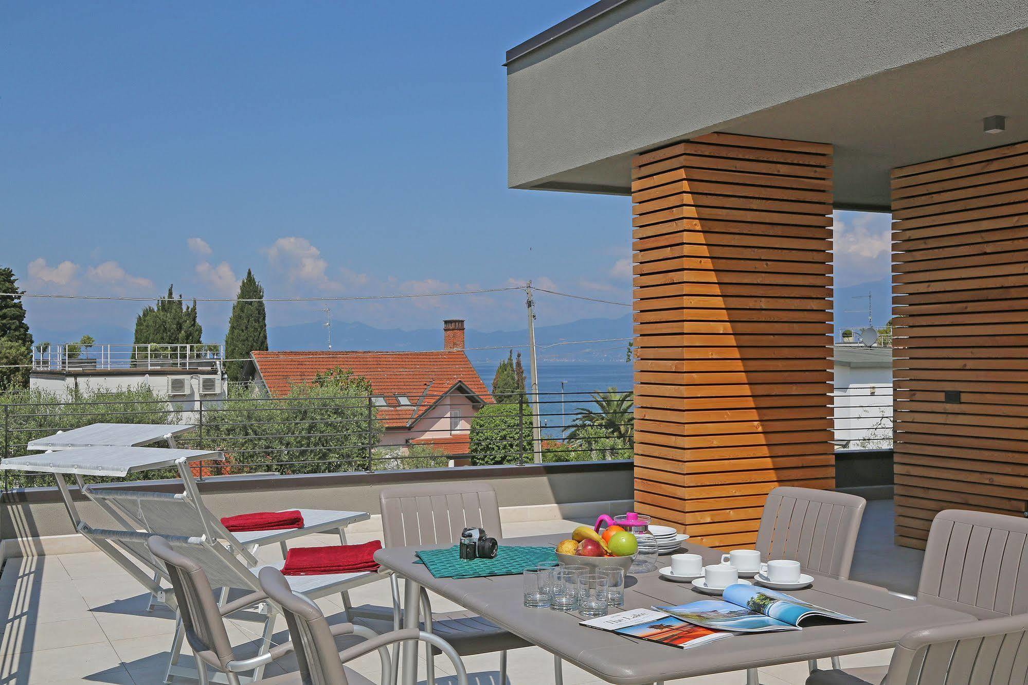 Villa T14 Bardolino Exterior photo